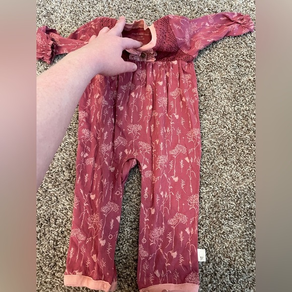 Bundle of 6 pieces girls onesies 6-12 months - Picture 6 of 8